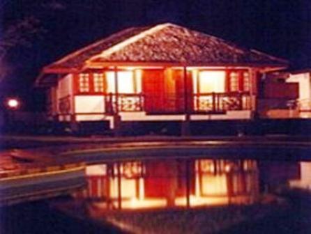 Duta Sands Beach Resort Kuantan Exteriör bild